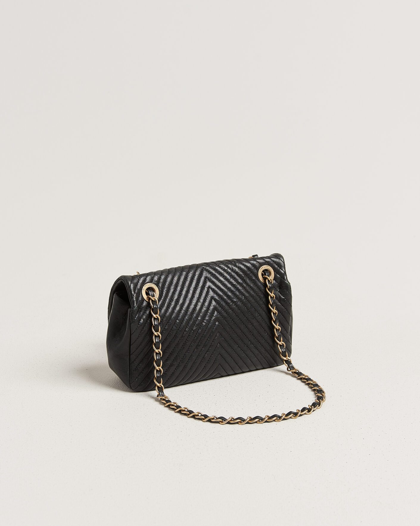 Men | Pre-Owned & Vintage Bags | Chanel Pre-Owned | Chevron Small Flap Bag Black