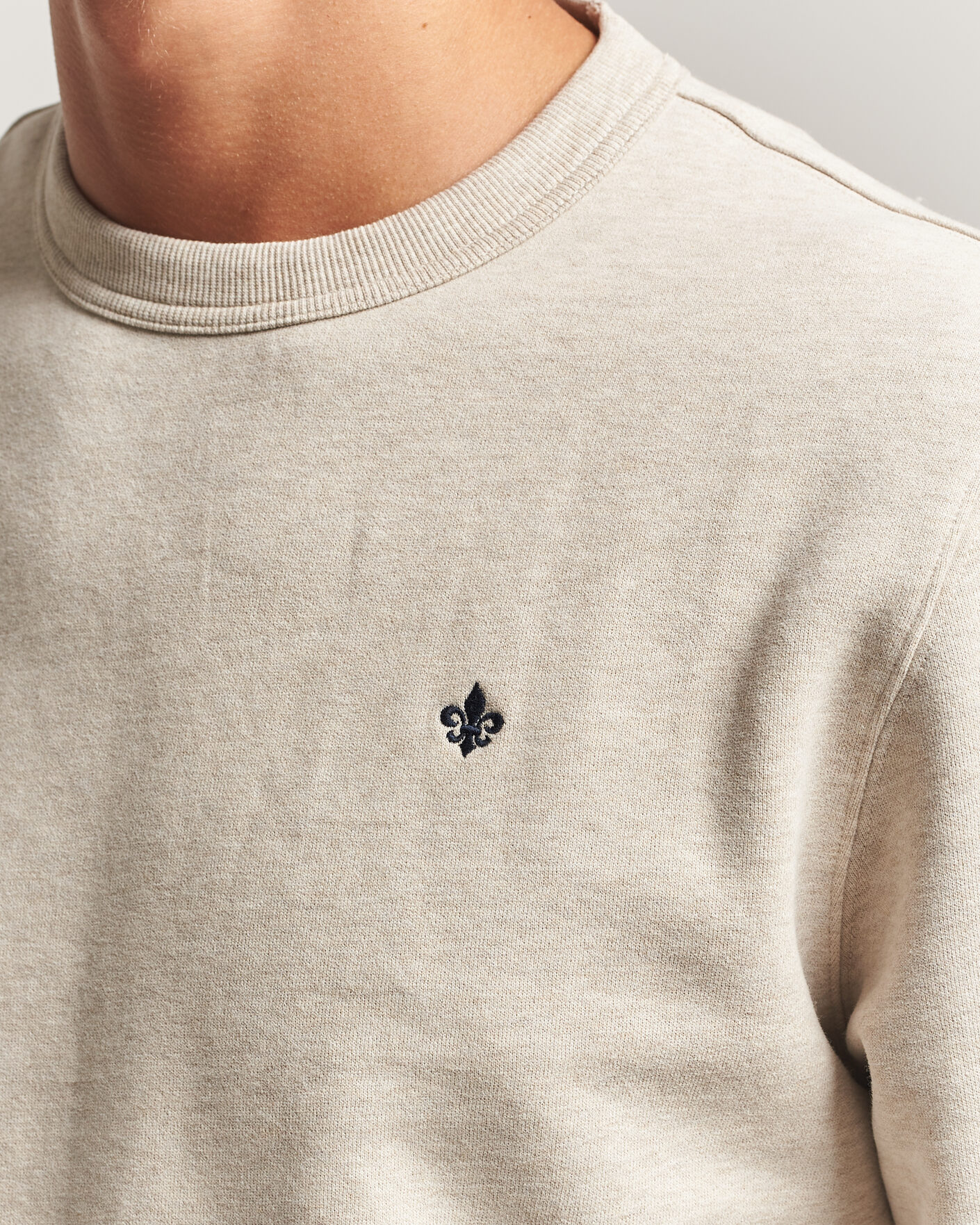 Men | Sweaters & Knitwear | Morris | Brandon Lily Sweatshirt Khaki
