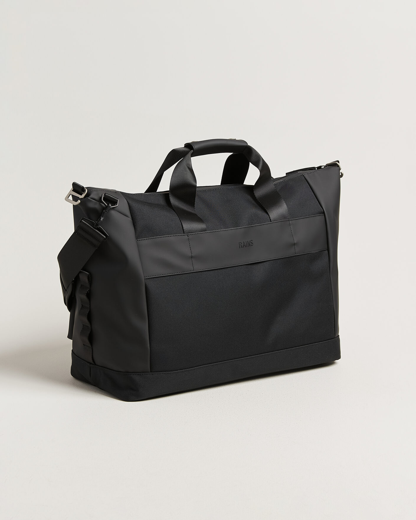 Men | Bags | RAINS | Otaru Weekendbag Black