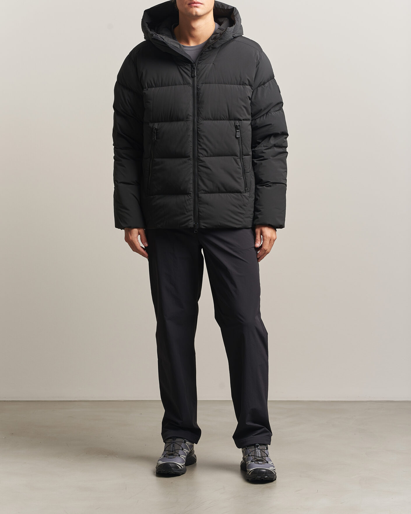 Men | Coats & Jackets | Sail Racing | Cloud Stretch Down Hooded Jacket Carbon