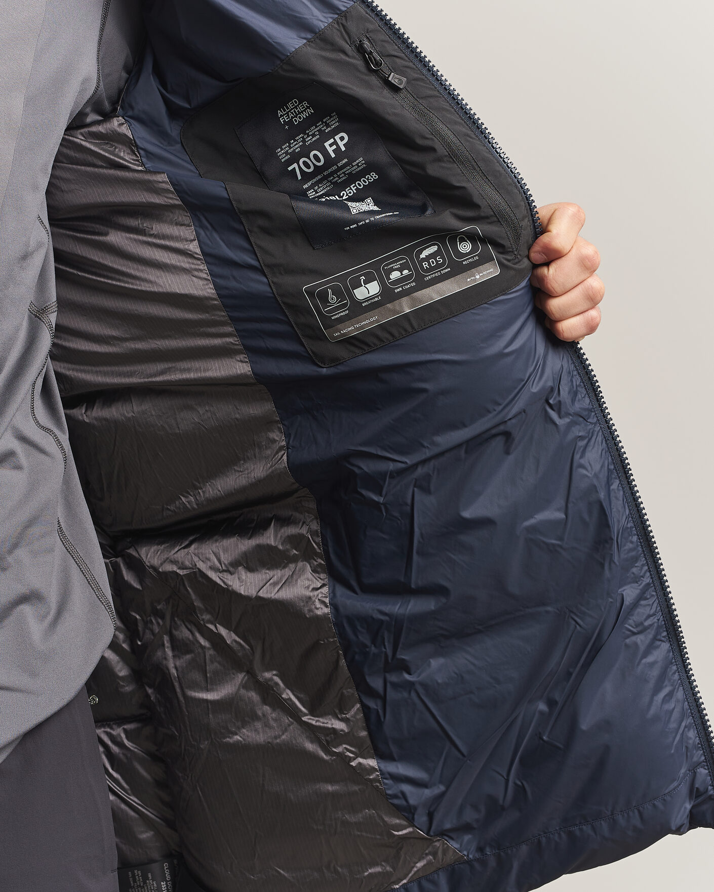 Men | Coats & Jackets | Sail Racing | Cloud Down Hooded Parka Dark Navy