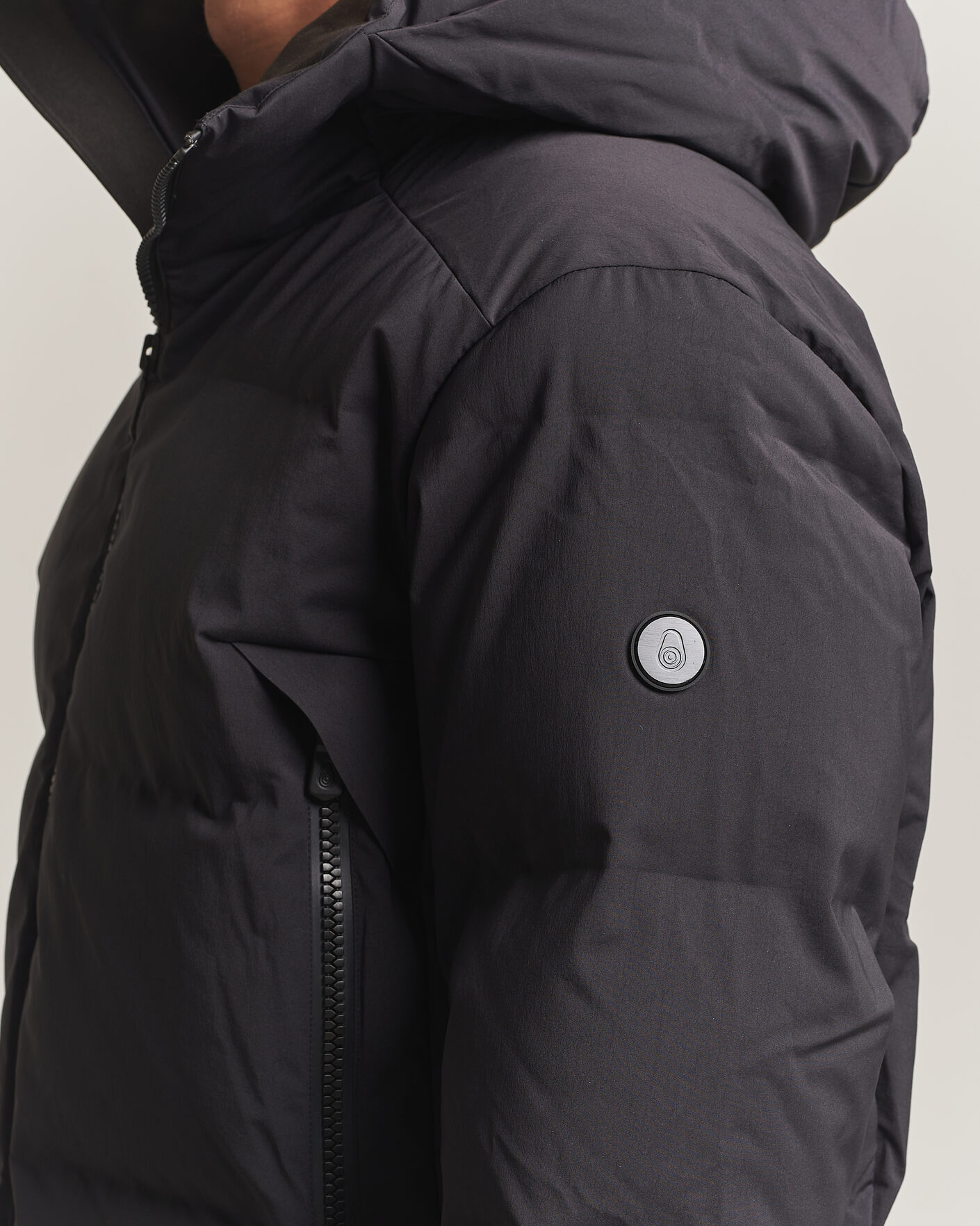 Men | Coats & Jackets | Sail Racing | Arc Down Hooded Jacket Carbon
