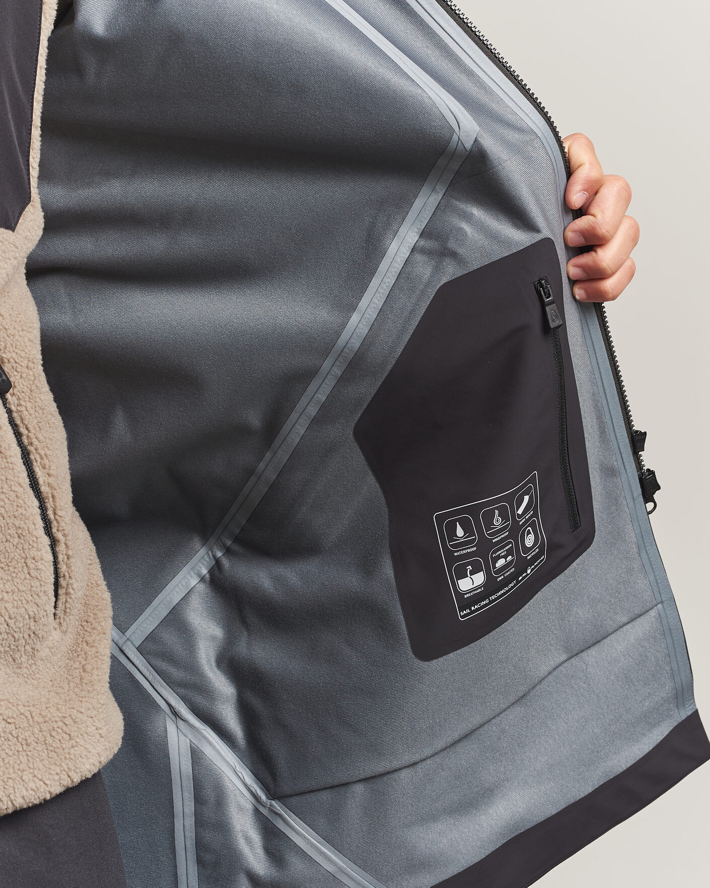 Men | Coats & Jackets | Sail Racing | Protector Coat Carbon