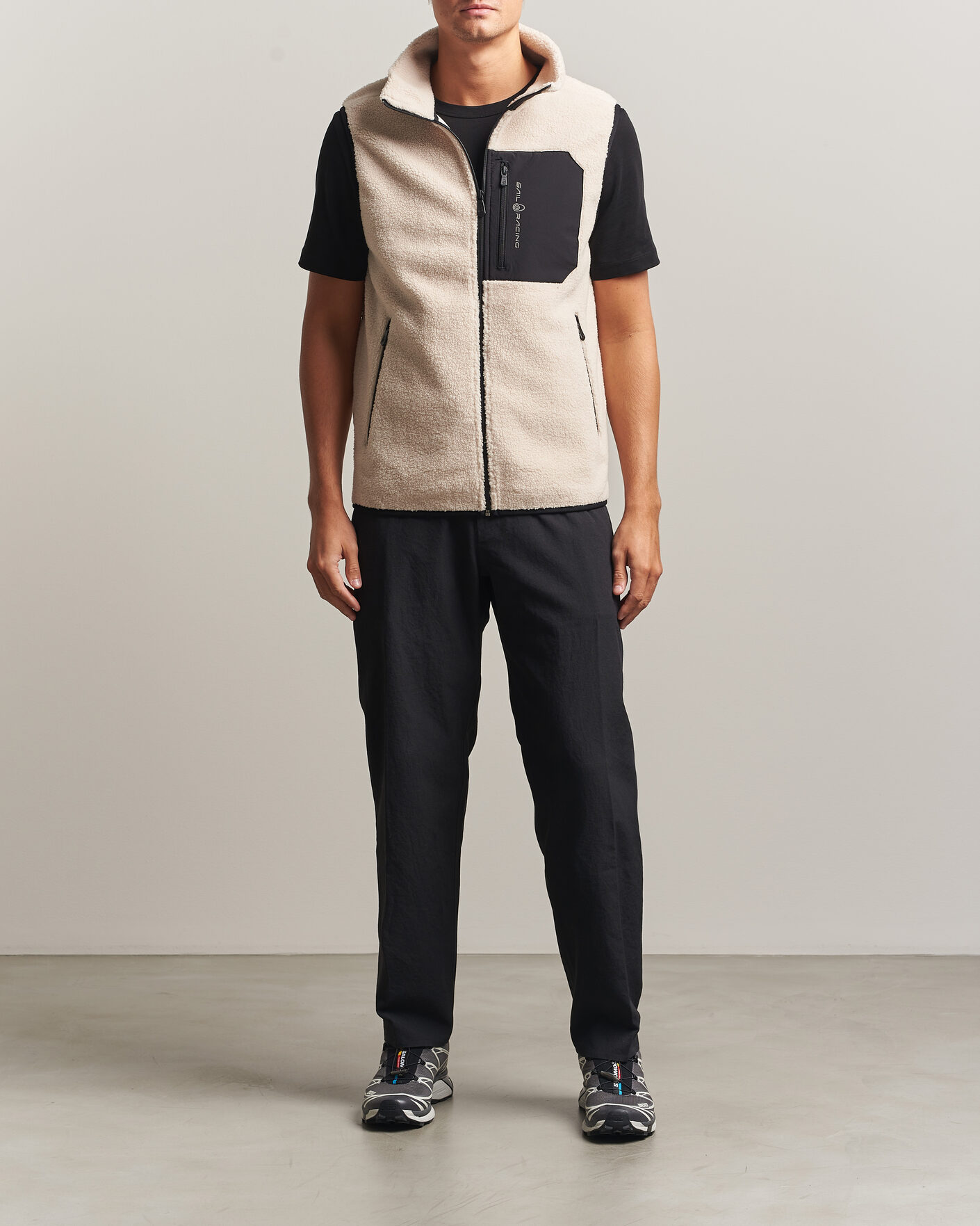 Men | Sweaters & Knitwear | Sail Racing | Bowman Pile Vest Ivory