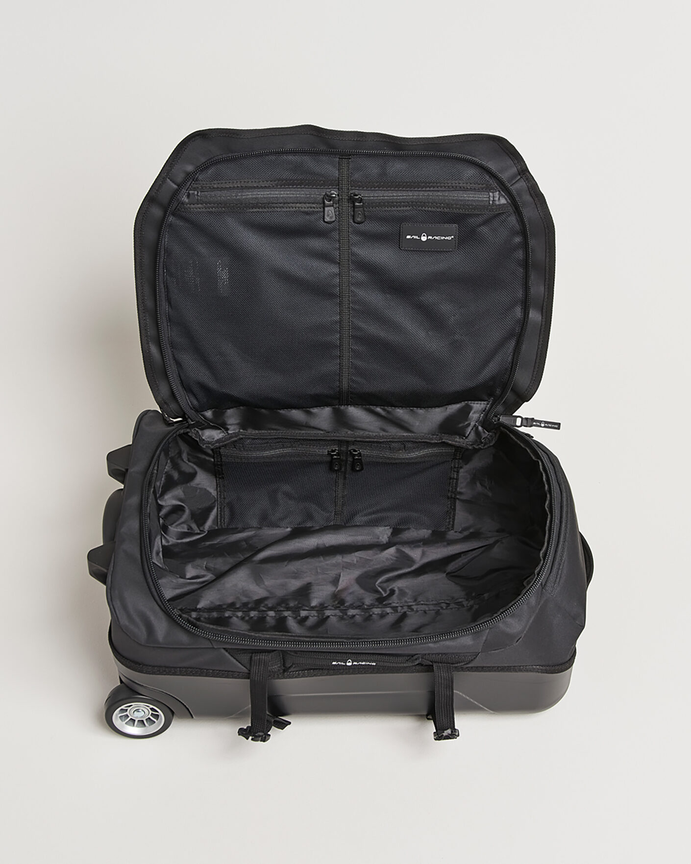 Men | Bags | Sail Racing | Delta Cabin Bag Carbon