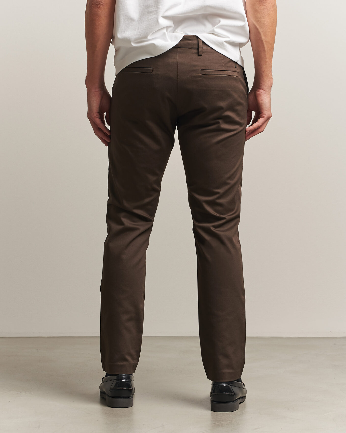 Men | Trousers | NN07 | Theo Regular Fit Chinos Earthwood