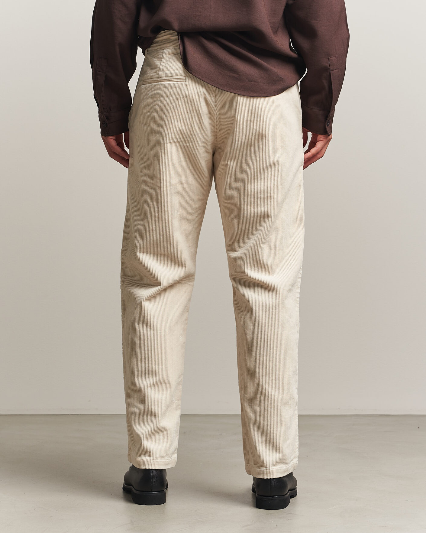 Men | Trousers | NN07 | Aden Regular Fit Corduroy Chinos Ivory