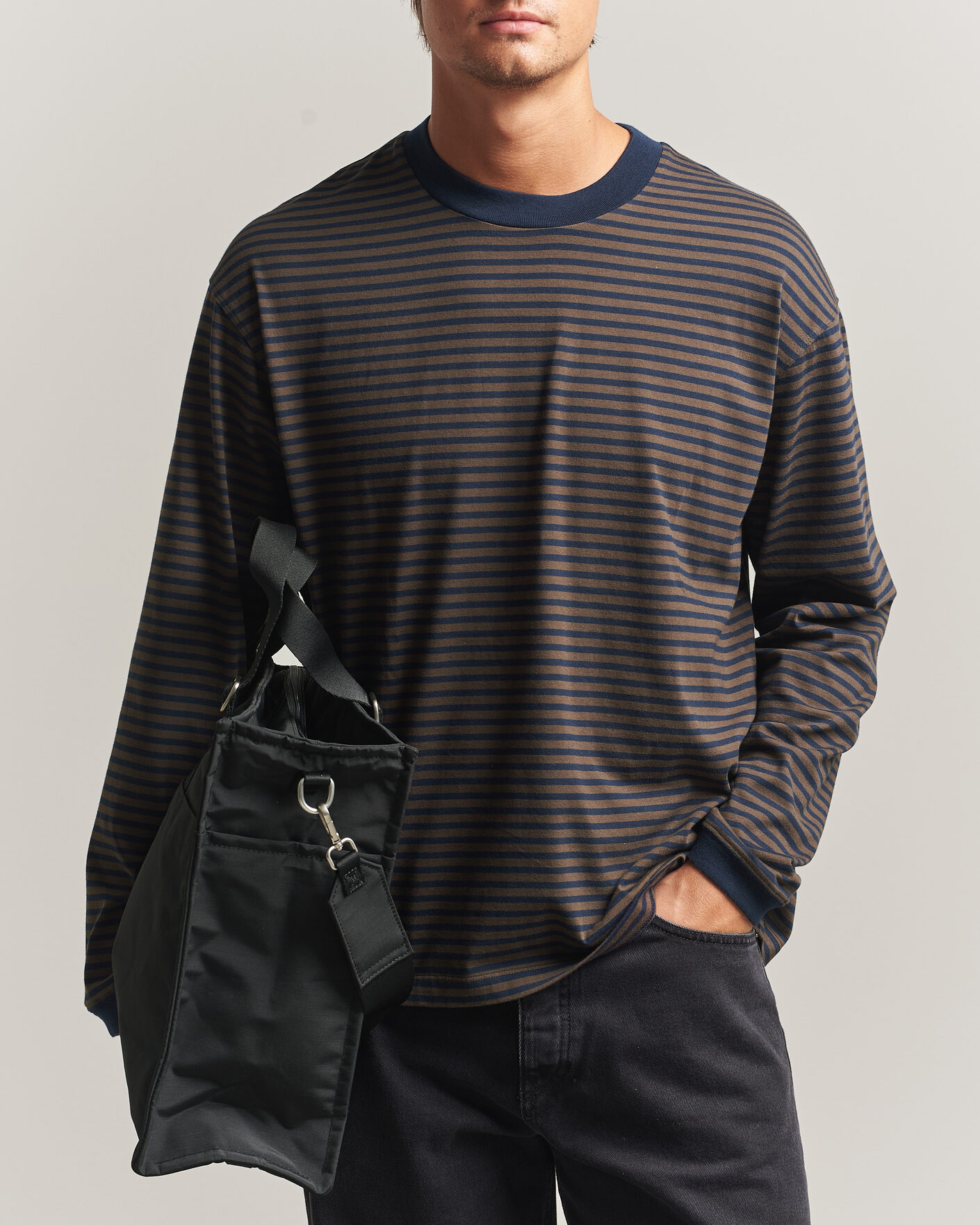 Men | T-Shirts | NN07 | Lionel Striped Long Sleeve T-Shirt Navy/Brown