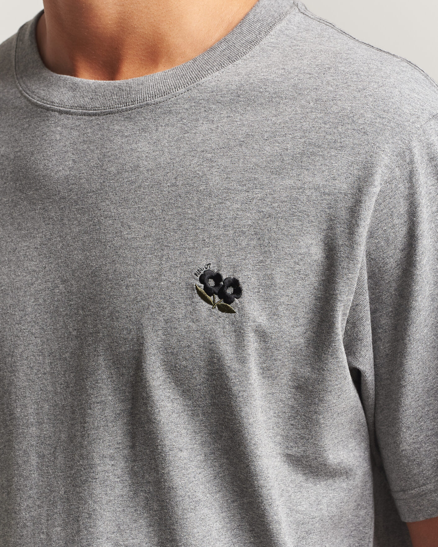 Men | T-Shirts | NN07 | Jett Embroidered Crew Neck T-Shirt Grey Melange