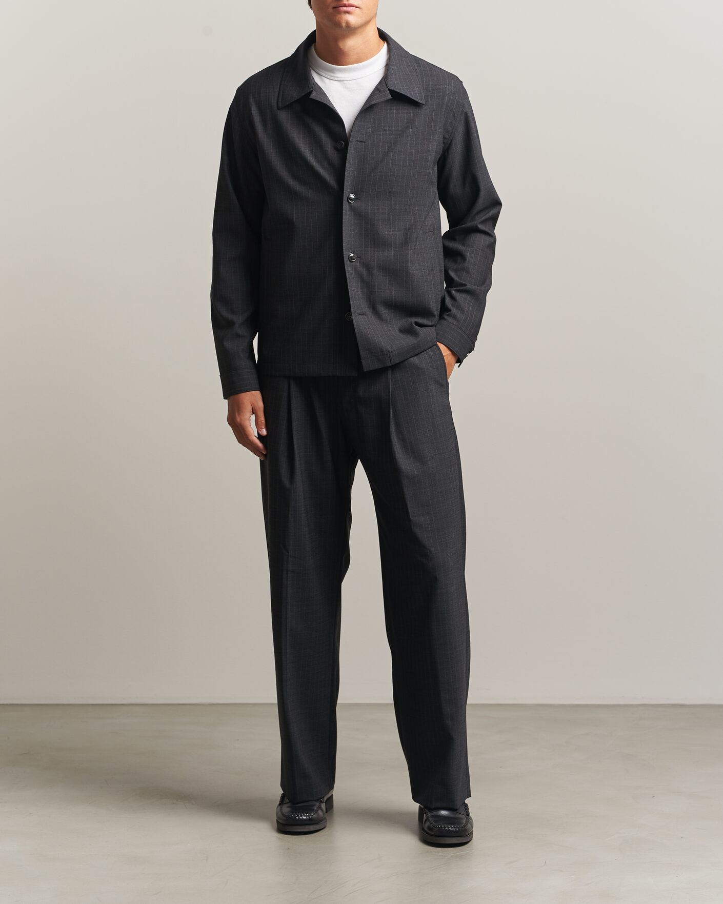 Men | Trousers | NN07 | Kay Wool Pinstriped Trousers Dark Grey