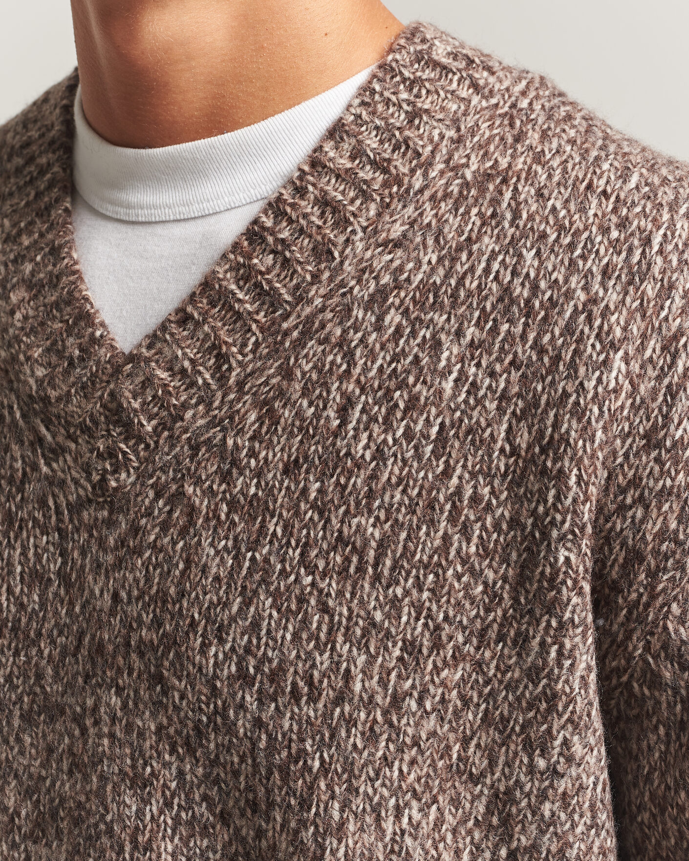 Men | Sweaters & Knitwear | NN07 | Flint Wool Knitted V-Neck Deep Truffle
