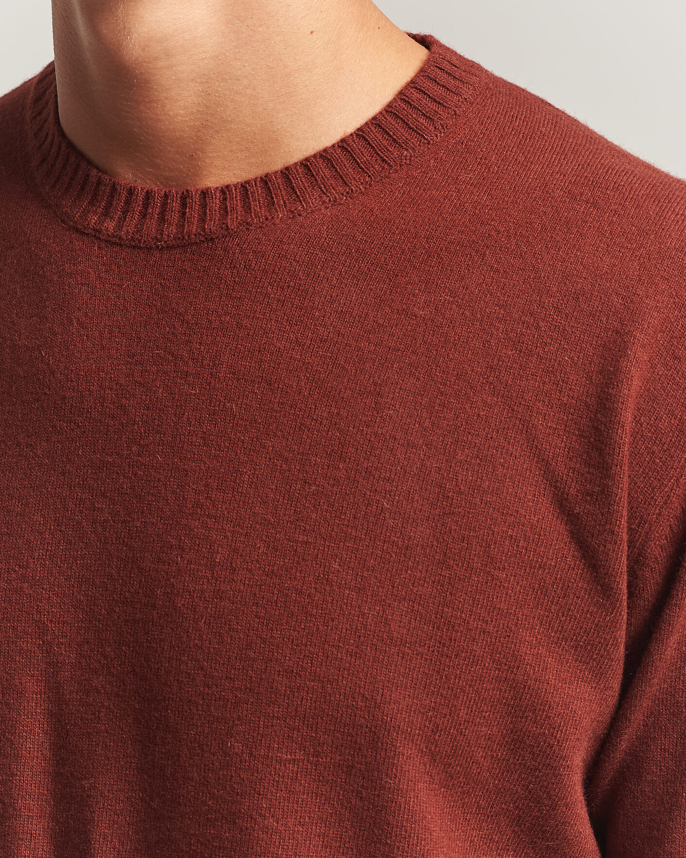 Men | Sweaters & Knitwear | Oscar Jacobson | Valter Wool/Cashmere Round Neck Orange Rust