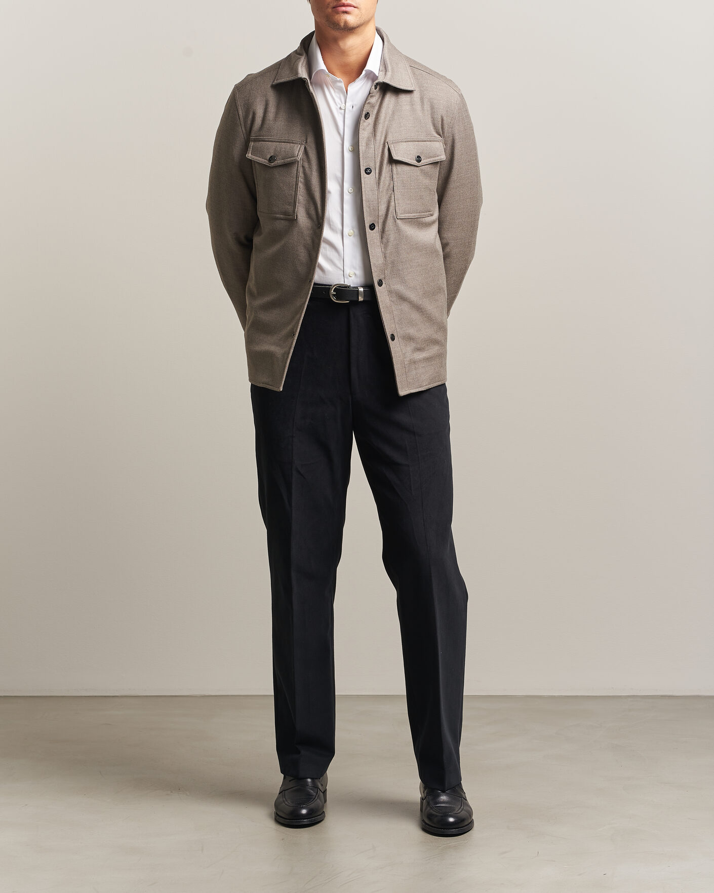 Men | Coats & Jackets | Oscar Jacobson | Nylon/Wool Padded Shirt Jacket Taupe
