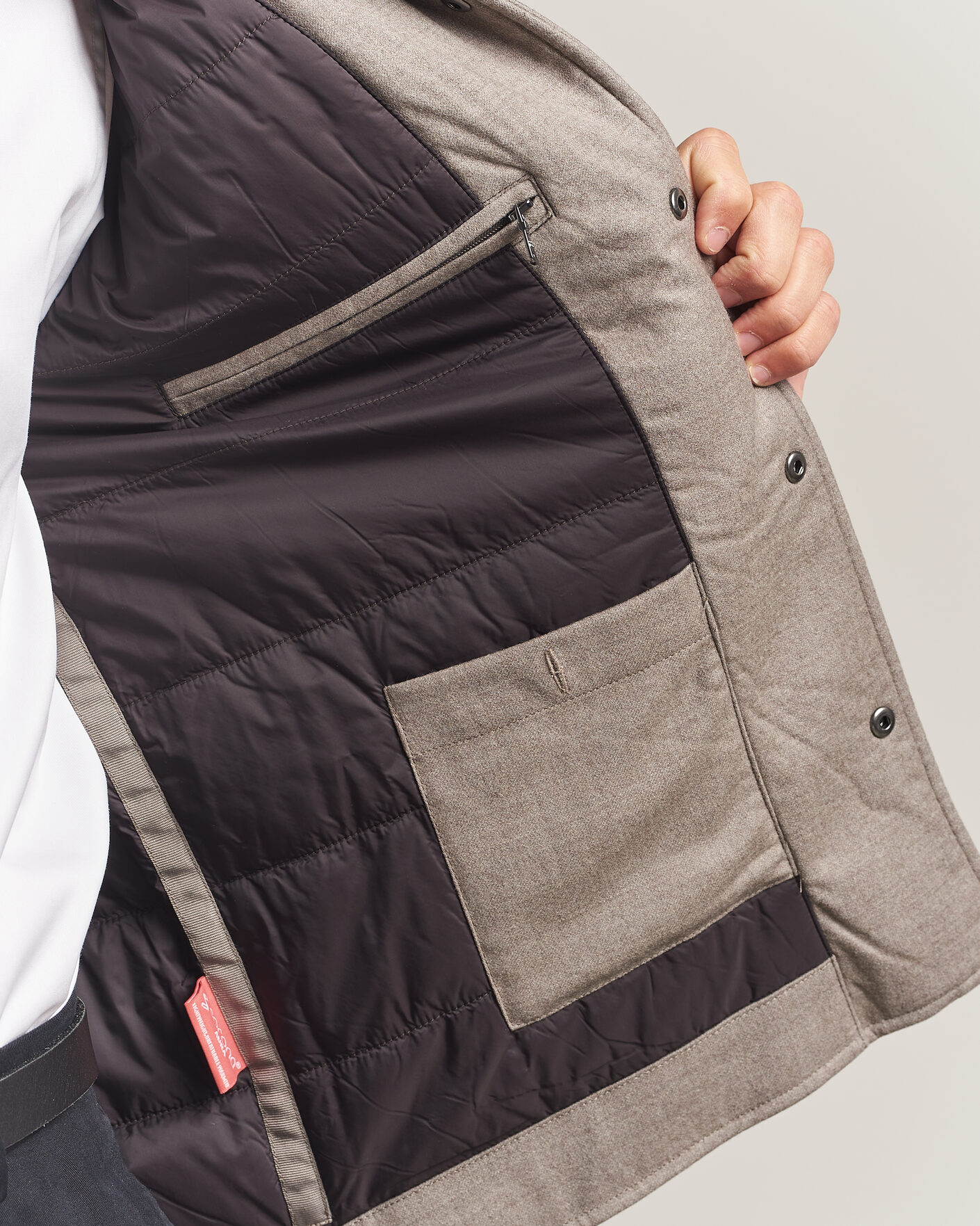 Men | Coats & Jackets | Oscar Jacobson | Nylon/Wool Padded Shirt Jacket Taupe