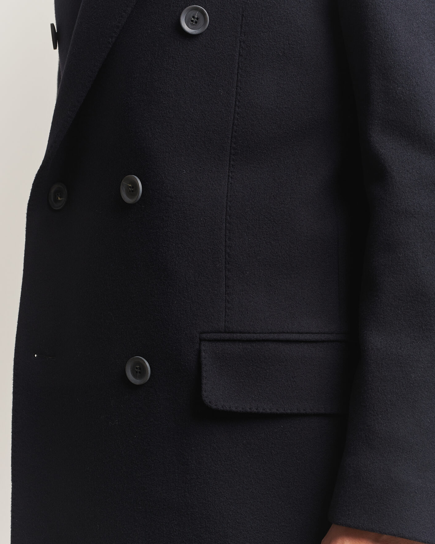 Men | Coats & Jackets | Oscar Jacobson | Sicily Double Breasted Wool Coat Navy