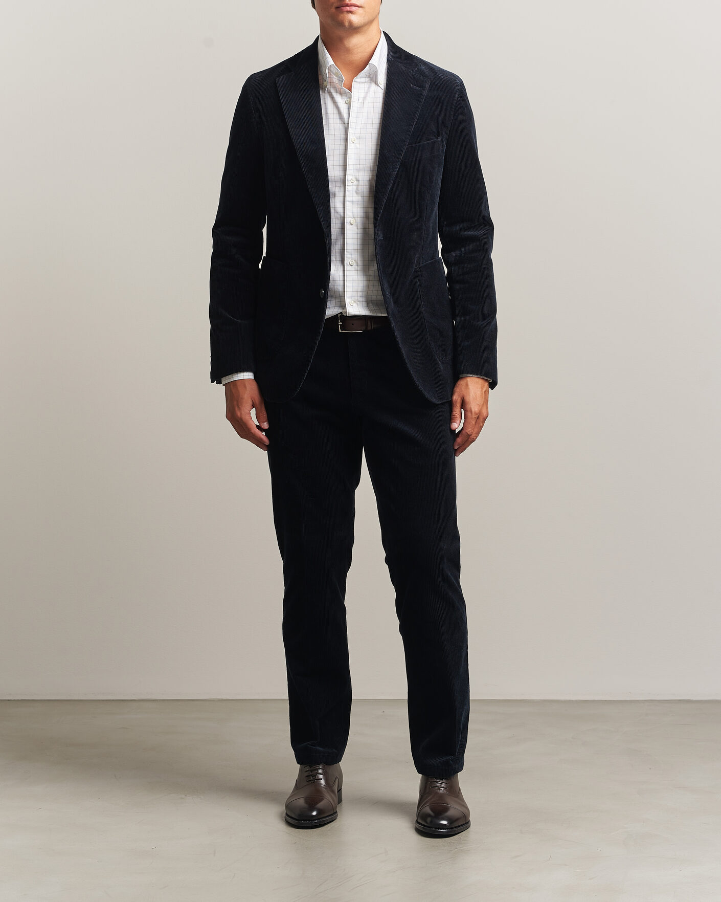 Men | Trousers | Oscar Jacobson | Dandy Corduroy Trousers Navy