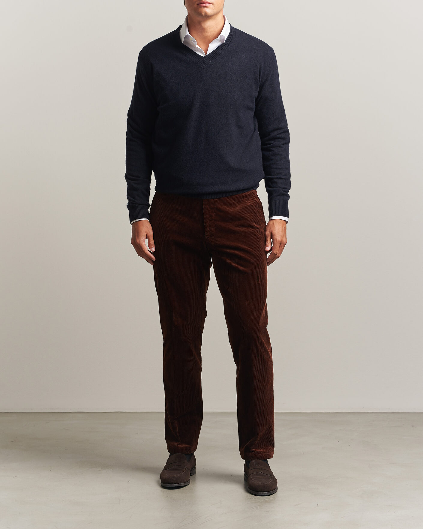 Men | Trousers | Oscar Jacobson | Dandy Corduroy Trousers Brown