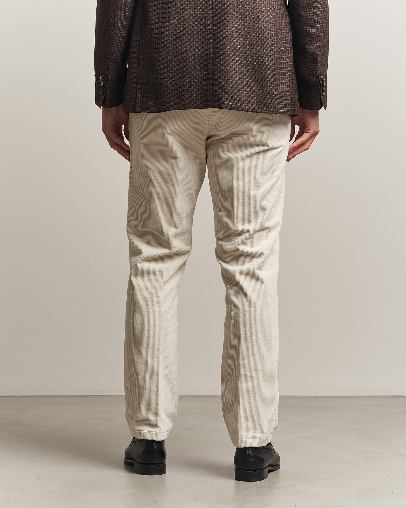 Men | Trousers | Oscar Jacobson | Dandy Corduroy Trousers White