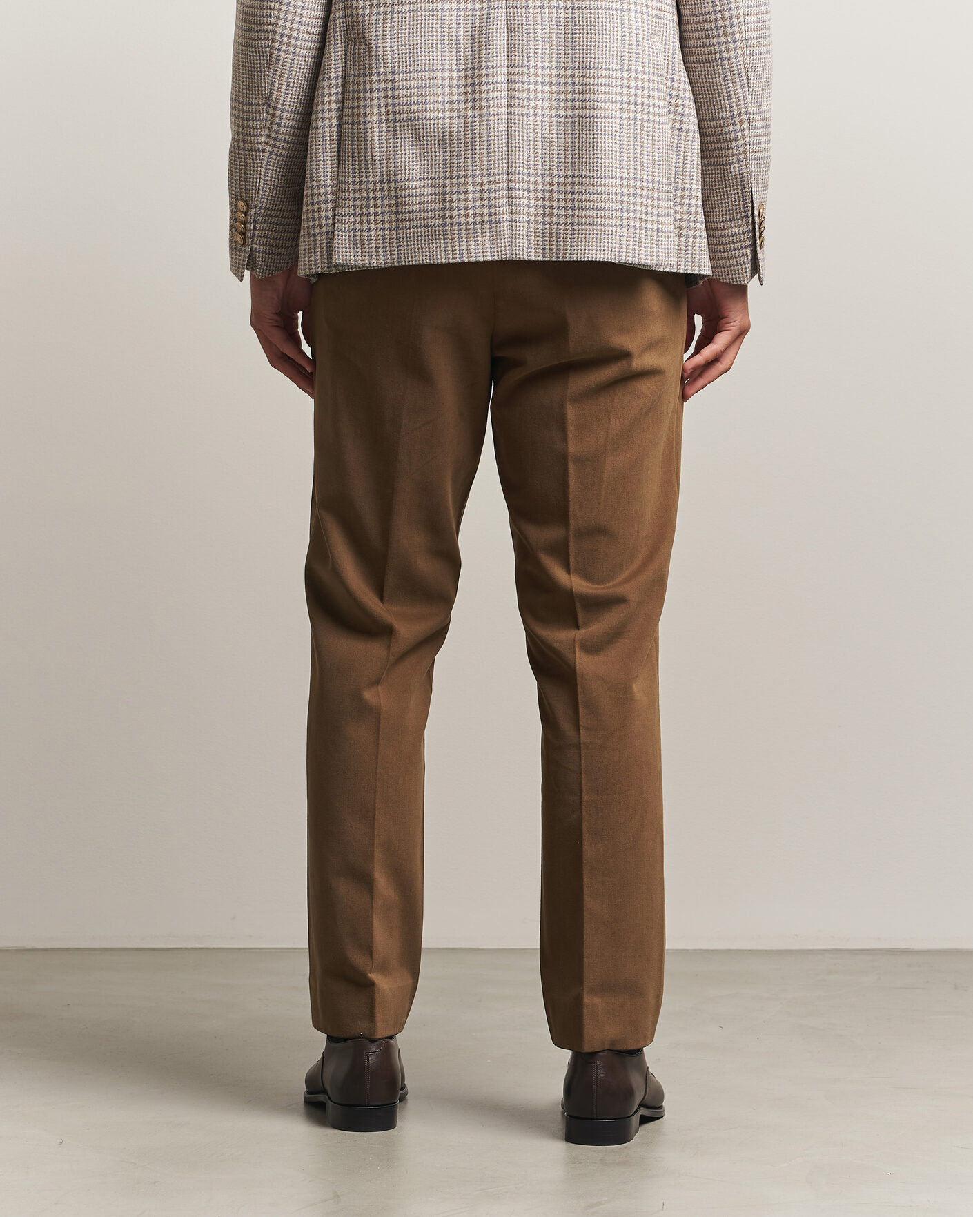 Men | Trousers | Oscar Jacobson | Dandy Brushed Cotton Trousers Camel