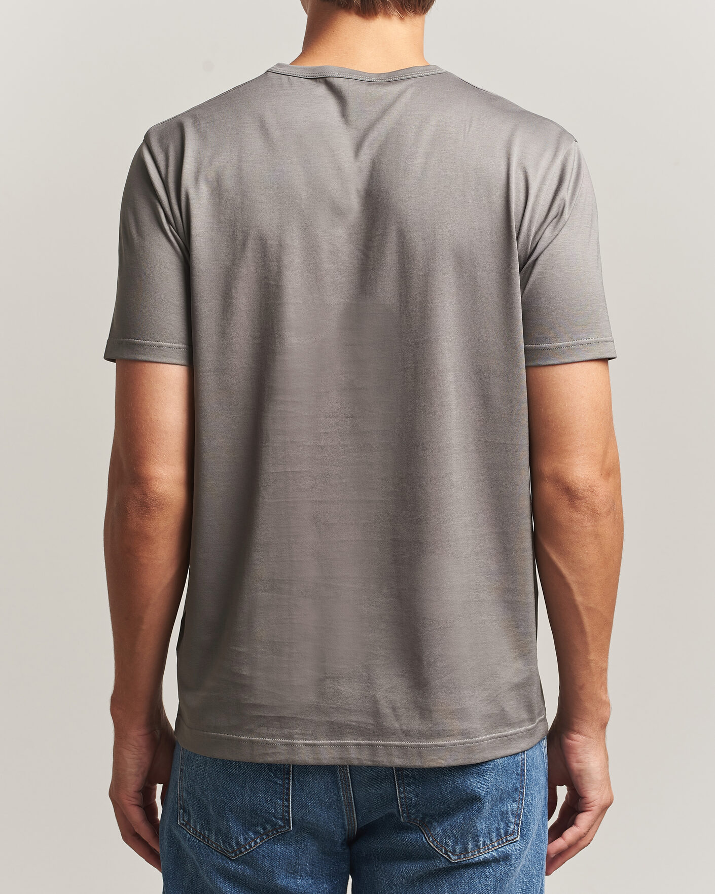Men | T-Shirts | Sunspel | Crew Neck Q82 Cotton T-Shirt Smoke Grey