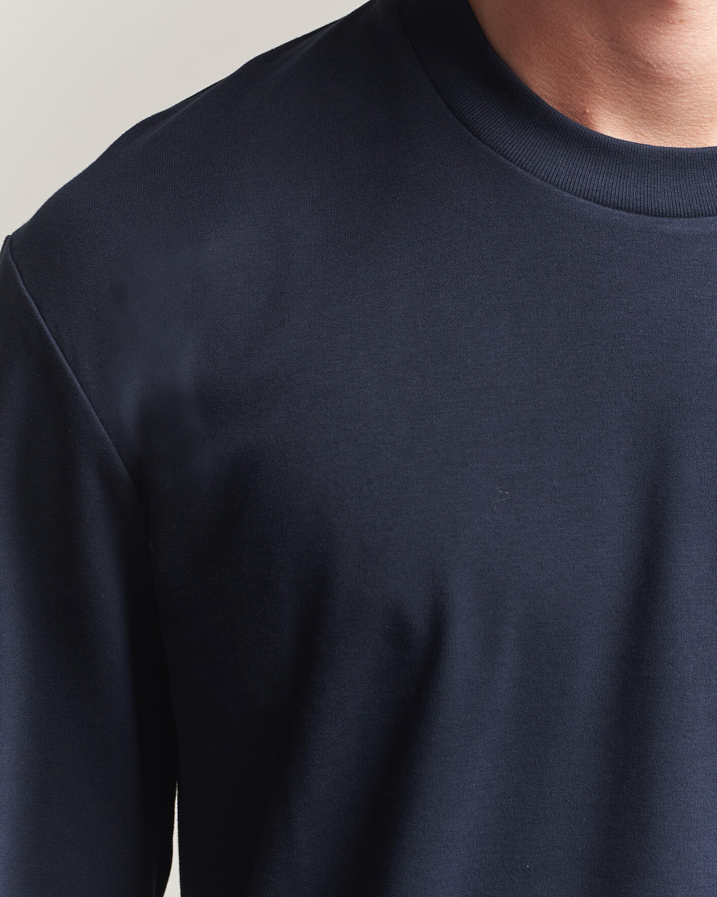 Men | T-Shirts | Sunspel | Heavy Weight Supima Cotton Long Sleeve T-Shirt Navy