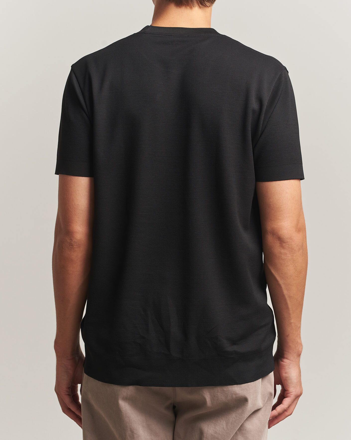 Men | T-Shirts | Sunspel | Cotton Piquet T-Shirt Black