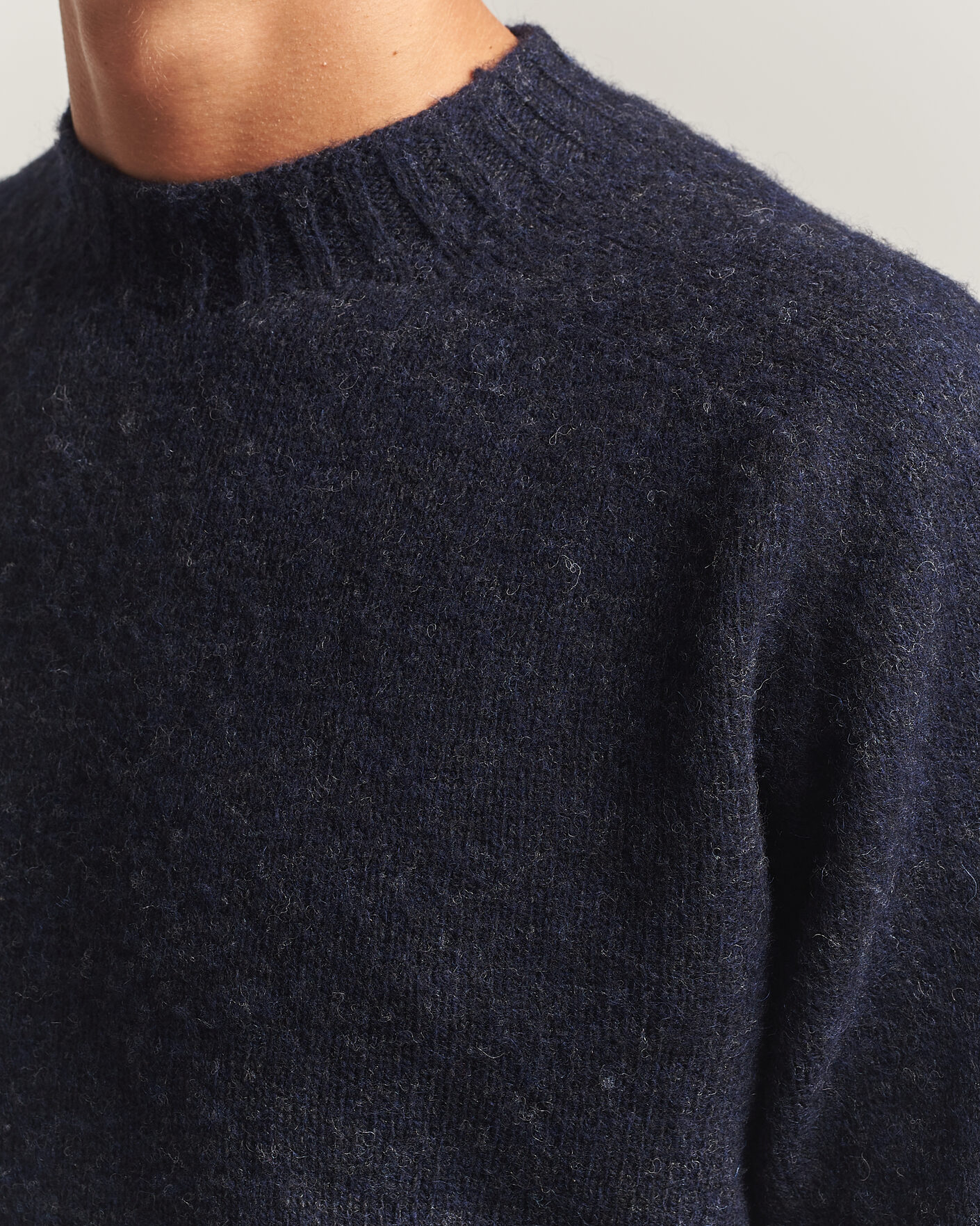 Men | Sweaters & Knitwear | Sunspel | Brushed Shetland Crew Neck Dark Navy