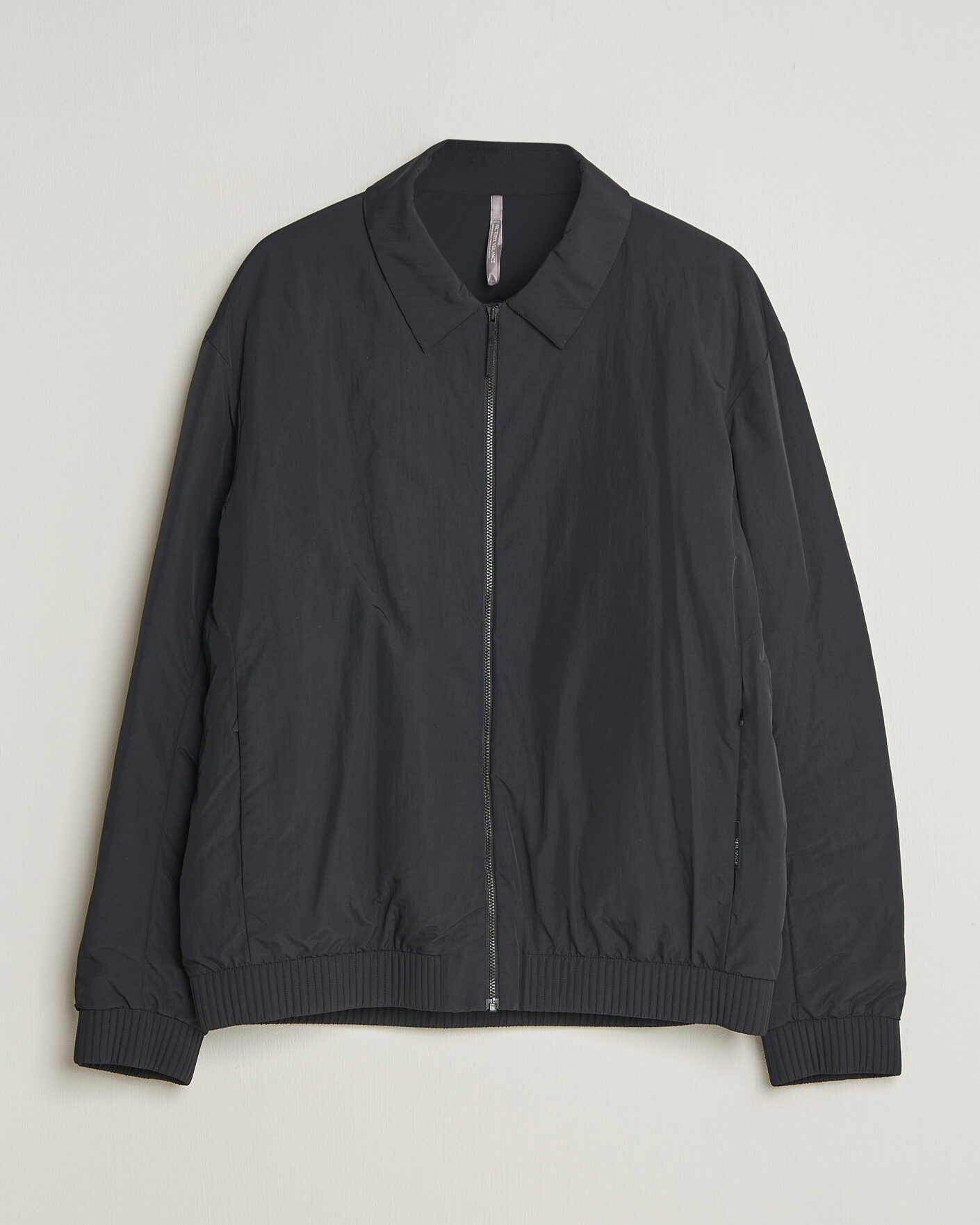 Men | Coats & Jackets | Arc'teryx Veilance | Naroda Insulated Jacket Black