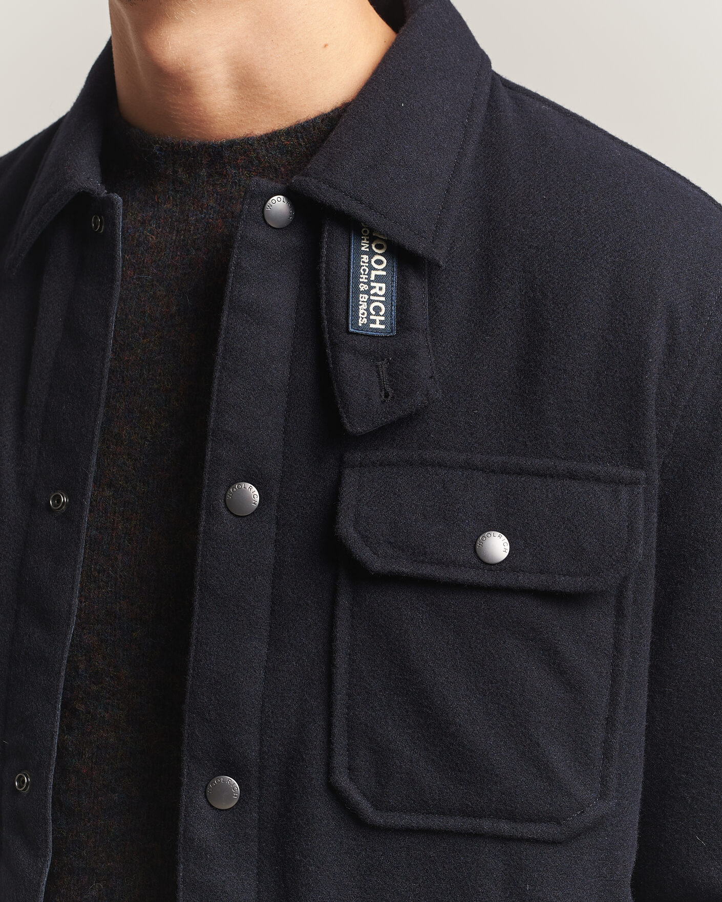Men | Coats & Jackets | Woolrich | Alaskan Wool Light Padded Shirt Jacket Melton Blue