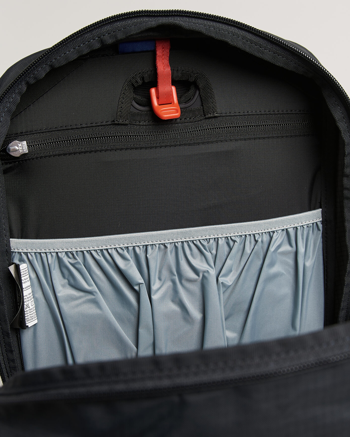 Men | Bags | Osprey | Sportlite 25 Raven Black