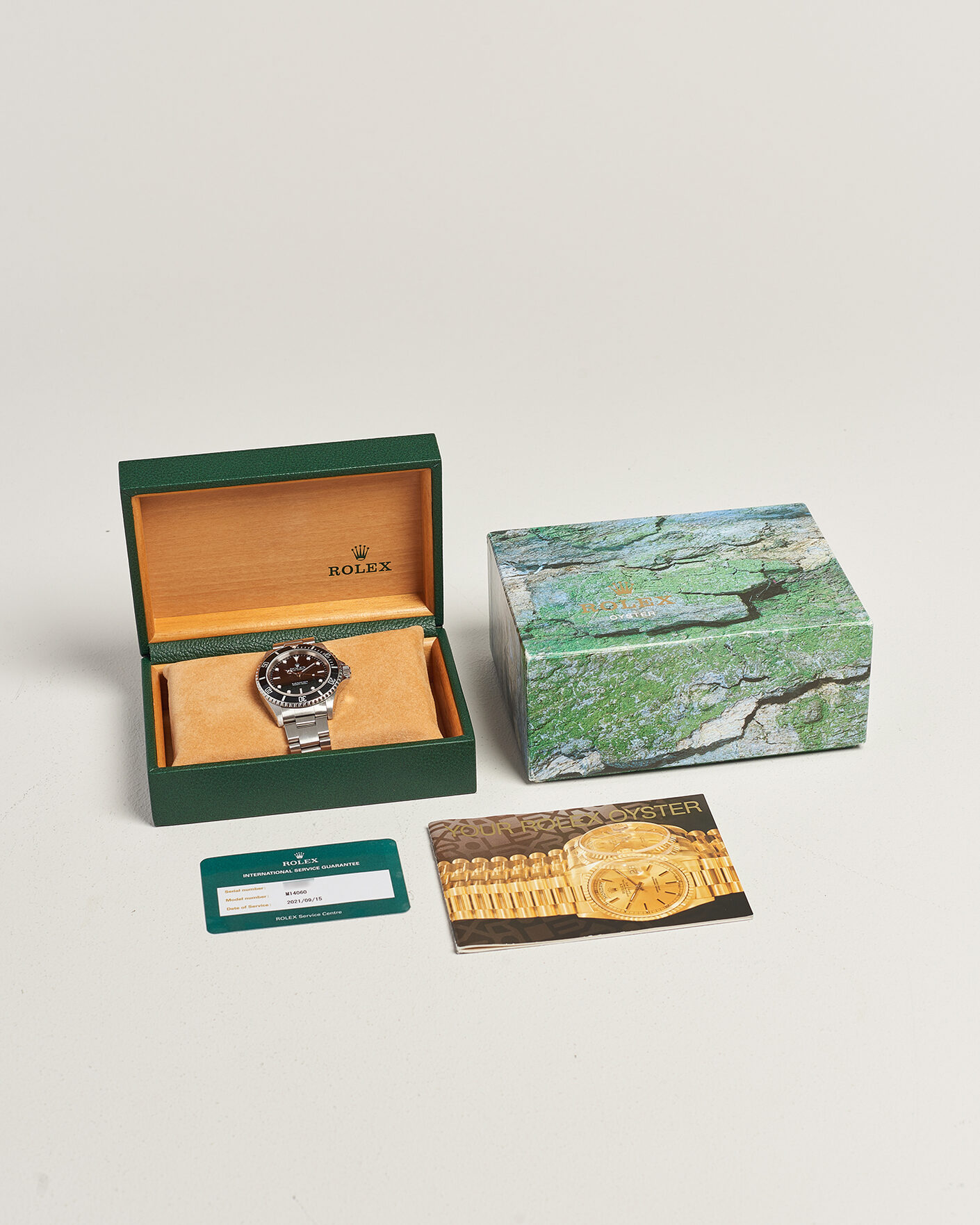 Men | Pre-Owned & Vintage Watches | Rolex Pre-Owned | Submariner No date 