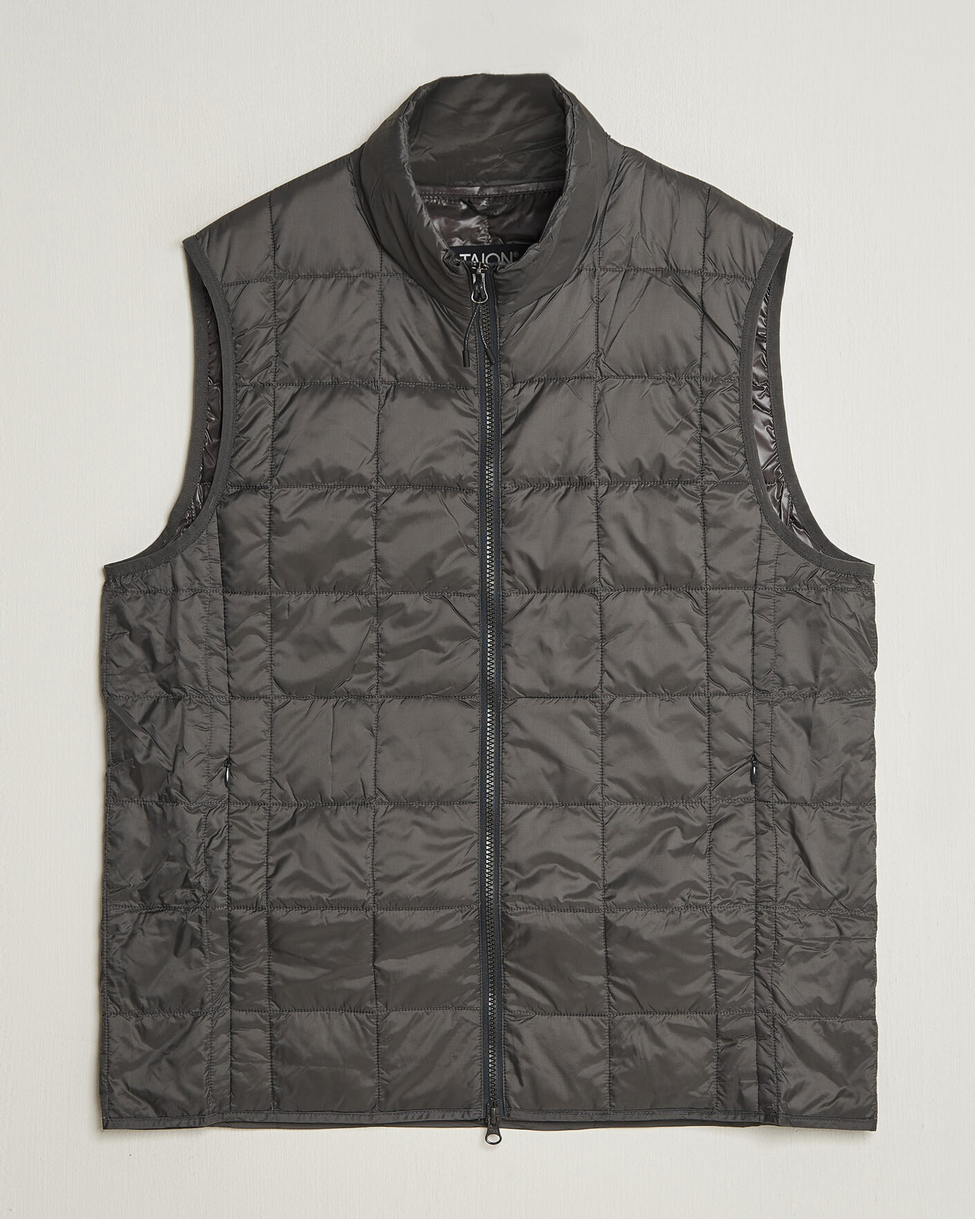 Men | Gilets | TAION | High Neck Full Zip Lightweight Down Vest Dark Grey
