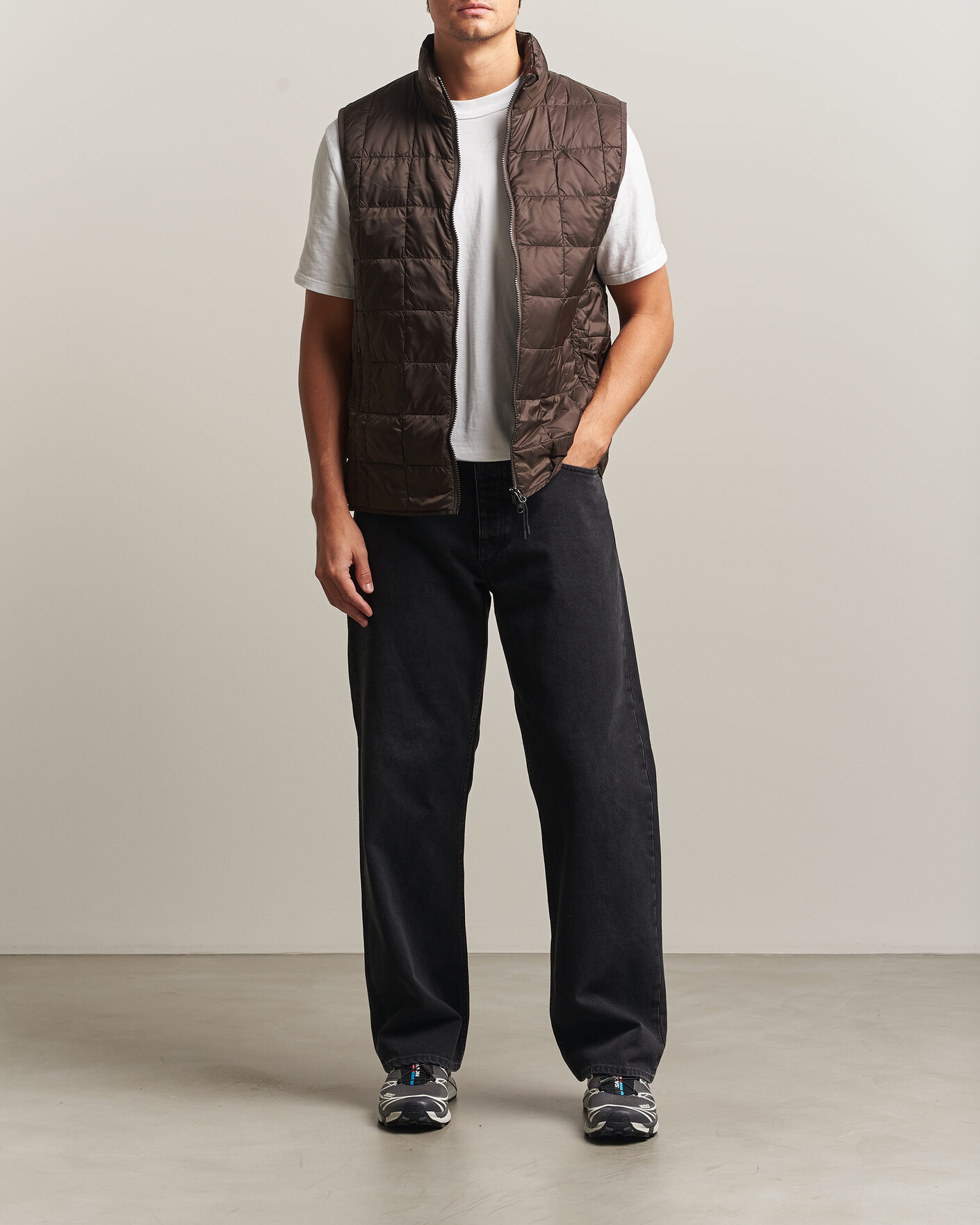 Men | Gilets | TAION | High Neck Full Zip Lightweight Down Vest Dark Choco
