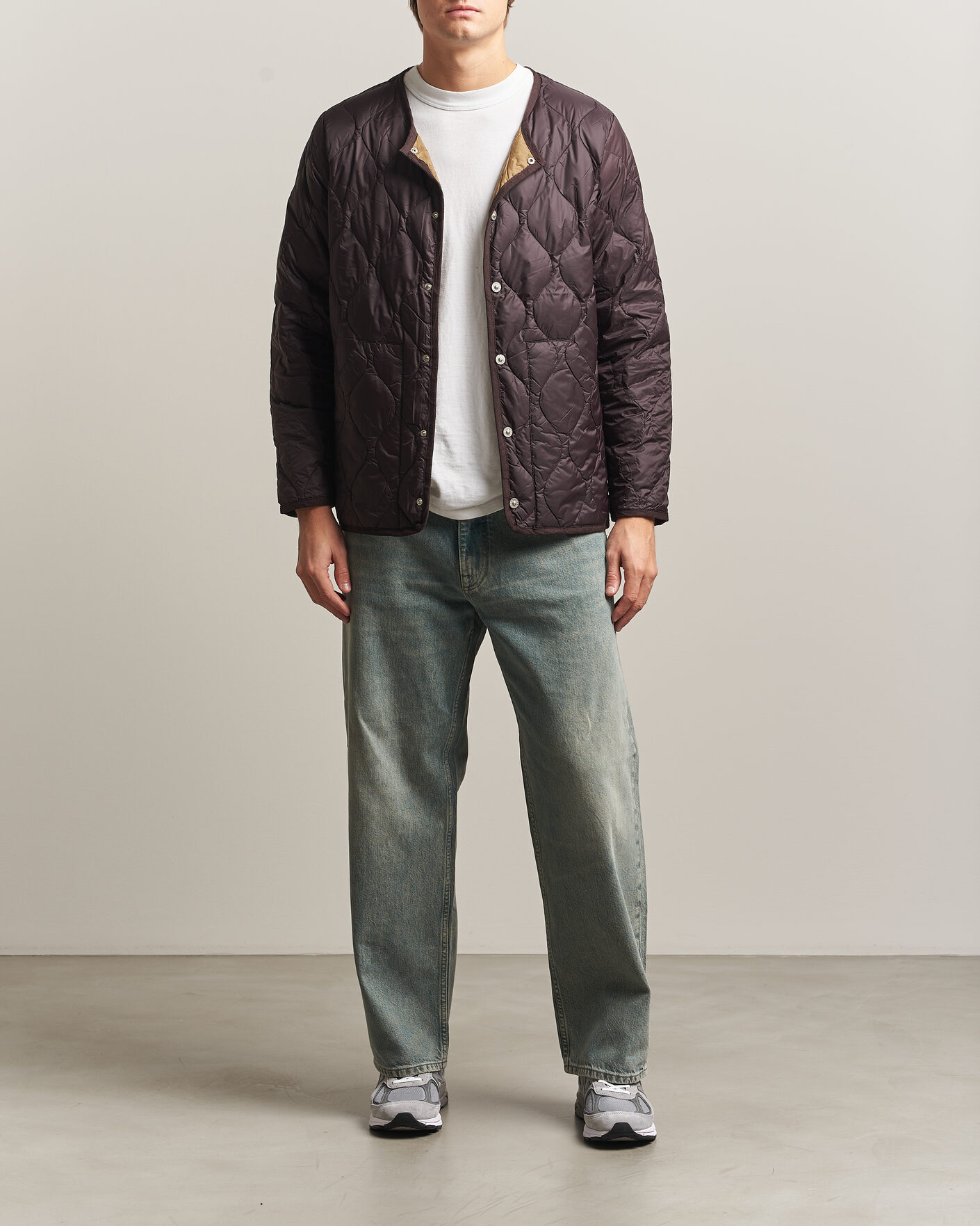 Men | Coats & Jackets | TAION | Military Crew Neck Down Jacket Dark Choco
