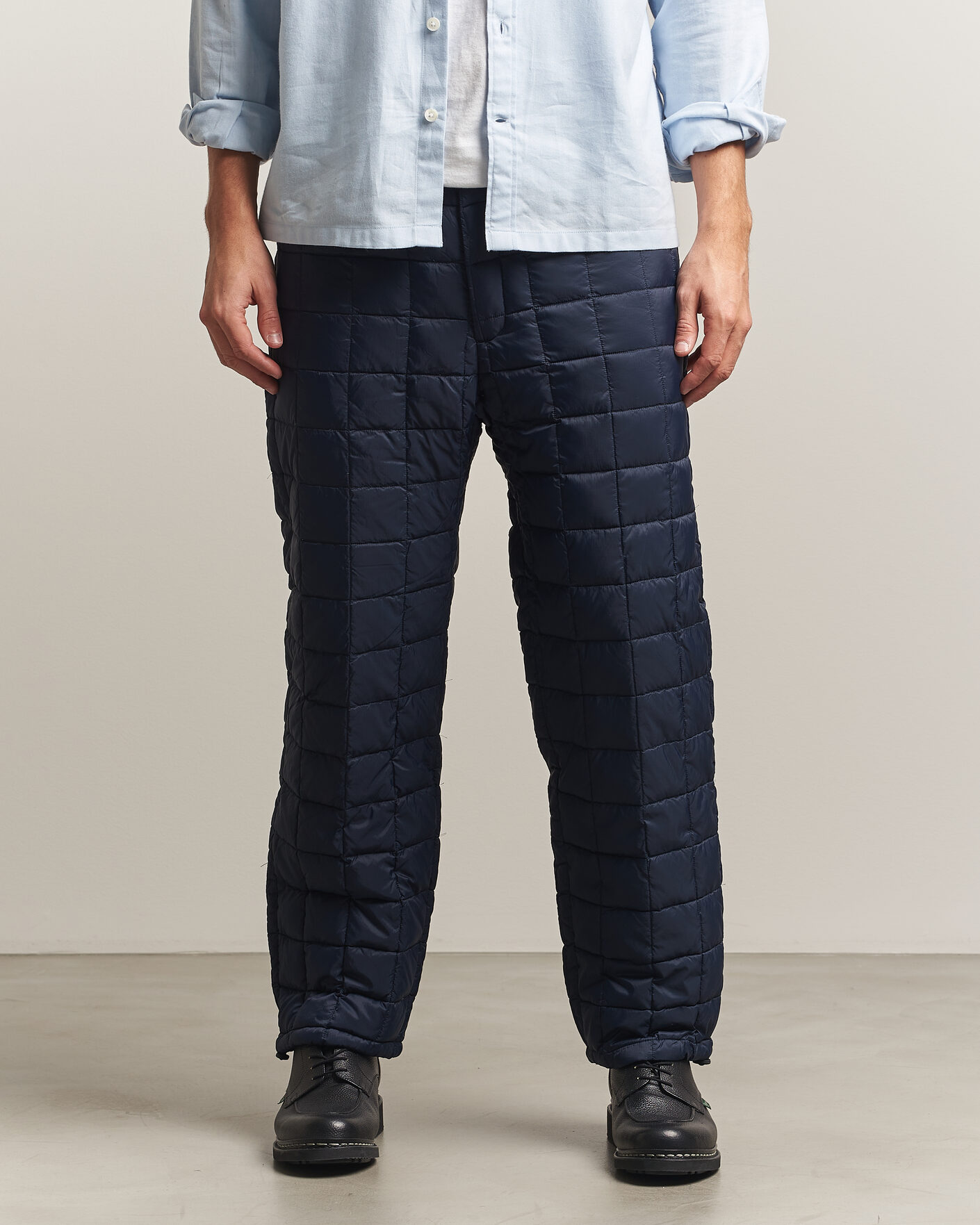 Men | Trousers | TAION | Mountain Down Pants Dark Navy