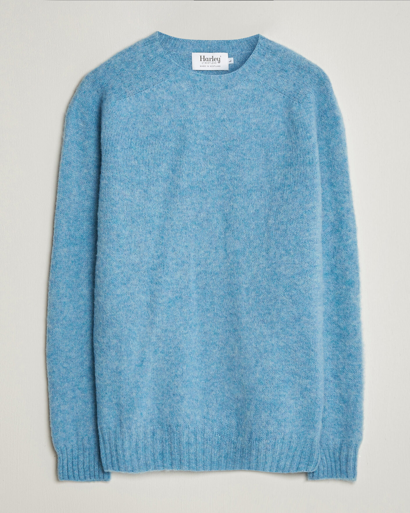 Men | Sweaters & Knitwear | Harley Of Scotland | Brushed Supersoft Lambswool Crewneck Loch Blue