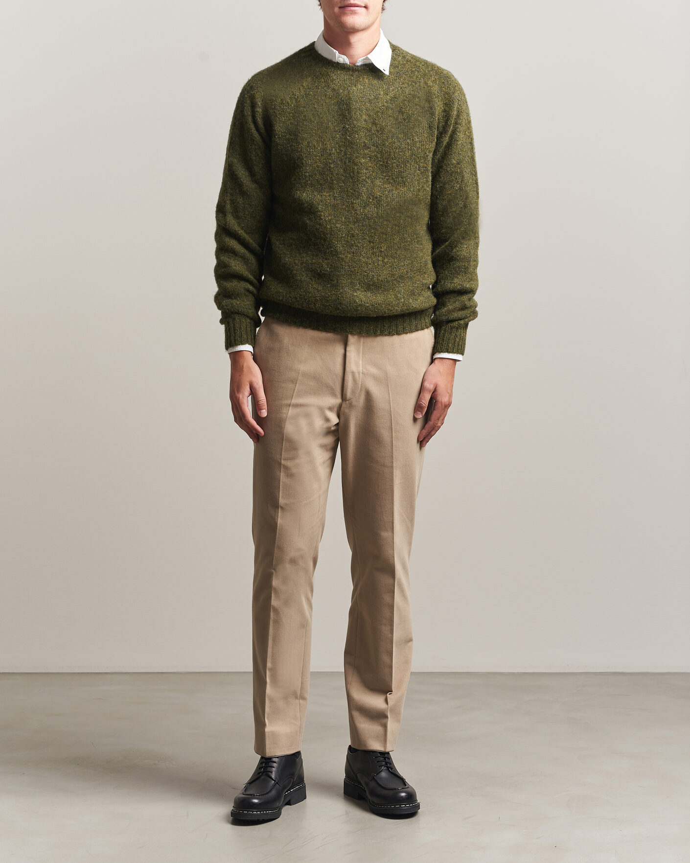 Men | Sweaters & Knitwear | Harley Of Scotland | Brushed Supersoft Lambswool Crewneck Scots Pine