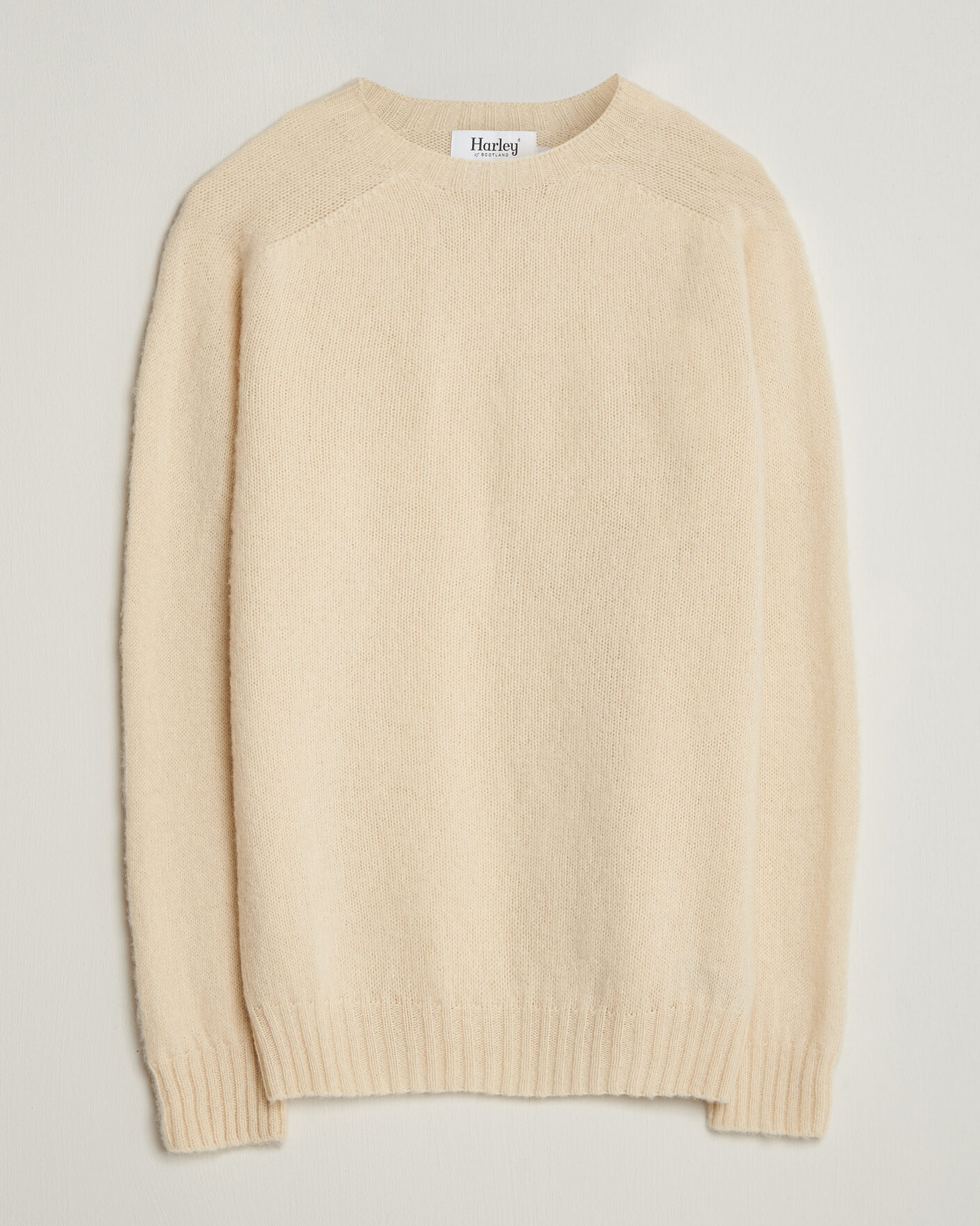 Men | Sweaters & Knitwear | Harley Of Scotland | Brushed Supersoft Lambswool Crewneck Vanilla