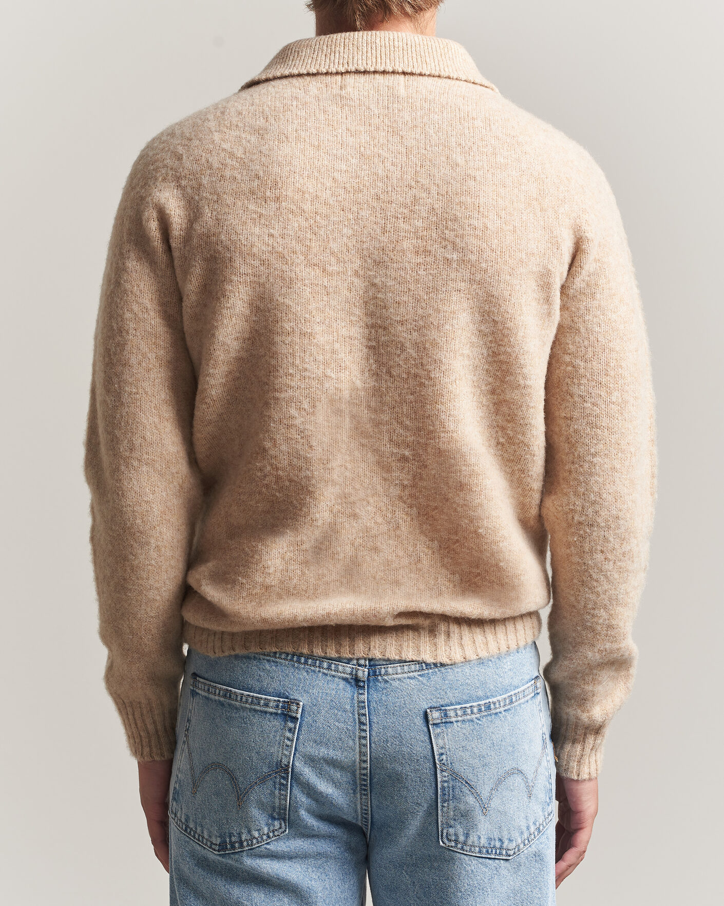 Men | Sweaters & Knitwear | Harley Of Scotland | Brushed Supersoft Lambswool Polo Calico