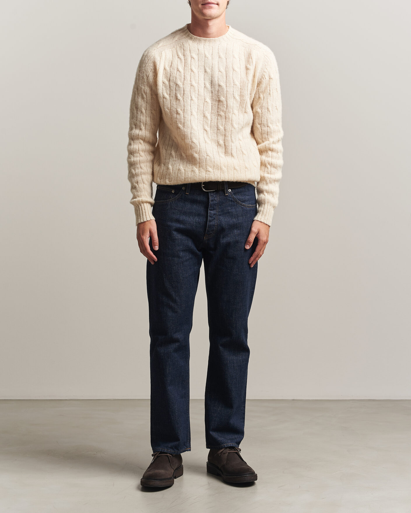 Men | Sweaters & Knitwear | Harley Of Scotland | Brushed Supersoft Lambswool Cable Vanilla