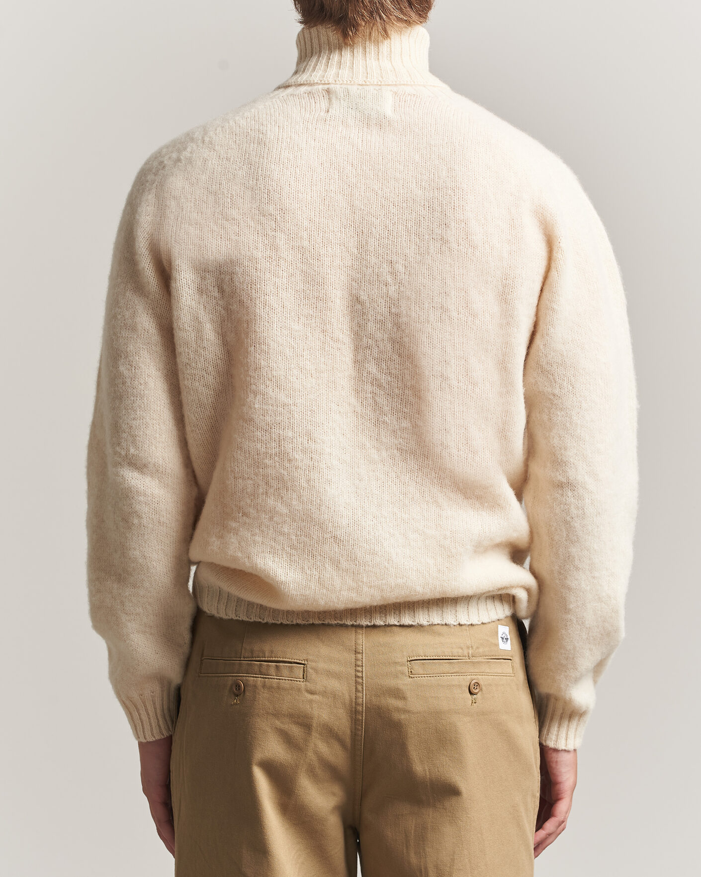 Men | Sweaters & Knitwear | Harley Of Scotland | Brushed Supersoft Lambswool Rollneck Vanilla