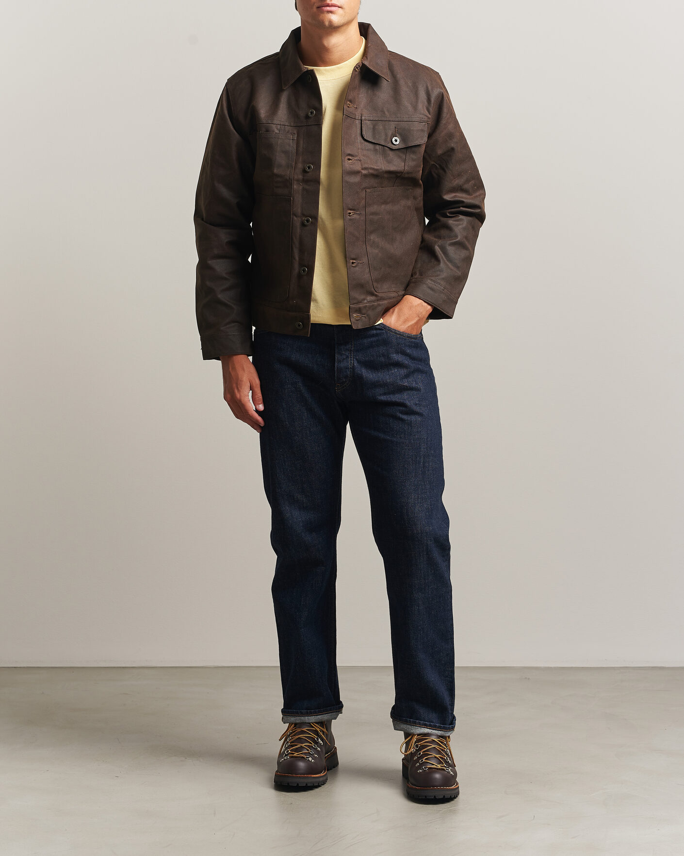 Men | Coats & Jackets | Filson | Short Lined Tin Cloth Cruiser Dark Brown