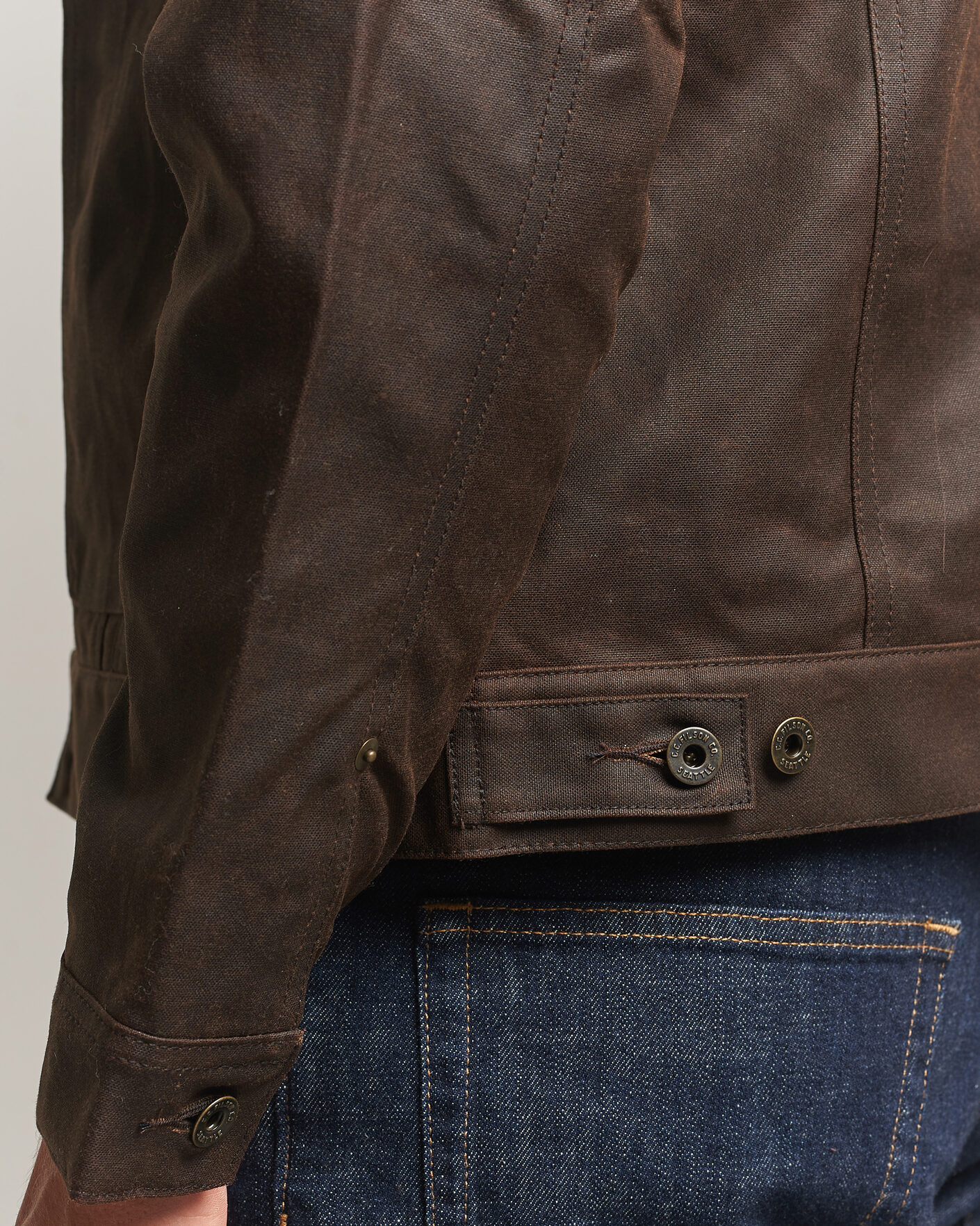 Men | Coats & Jackets | Filson | Short Lined Tin Cloth Cruiser Dark Brown