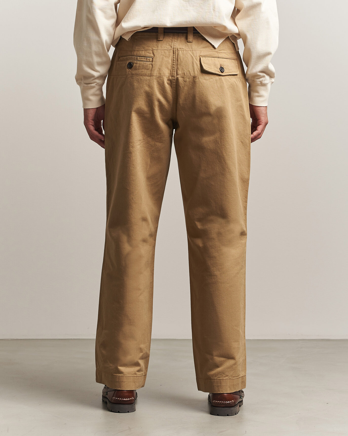 Men | Trousers | Drake's | Twill Officer Chino Beige