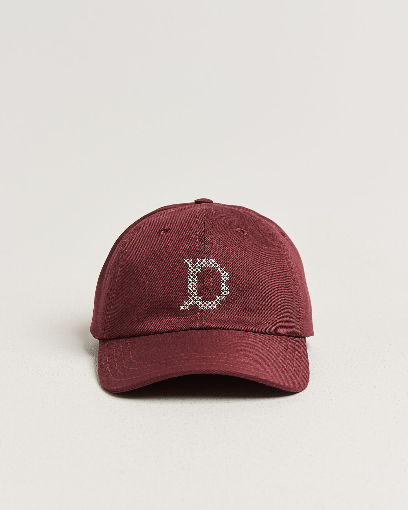 Men | Hats & Caps | Drake's | Cross Stitch D Twill Baseball Cap Burgundy