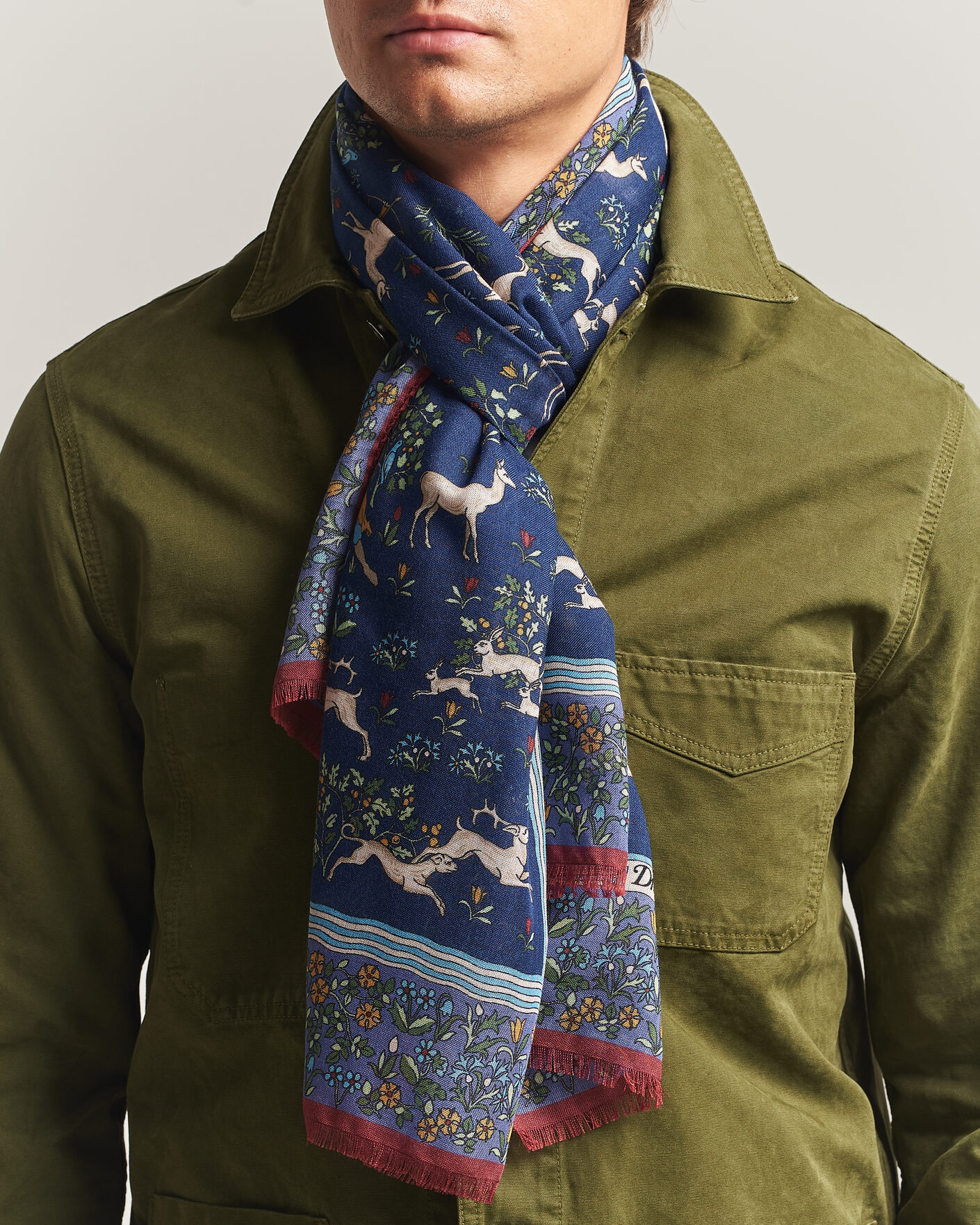 Men | Dress Scarves | Drake's | Archival Animals Wool/Silk Scarf Navy