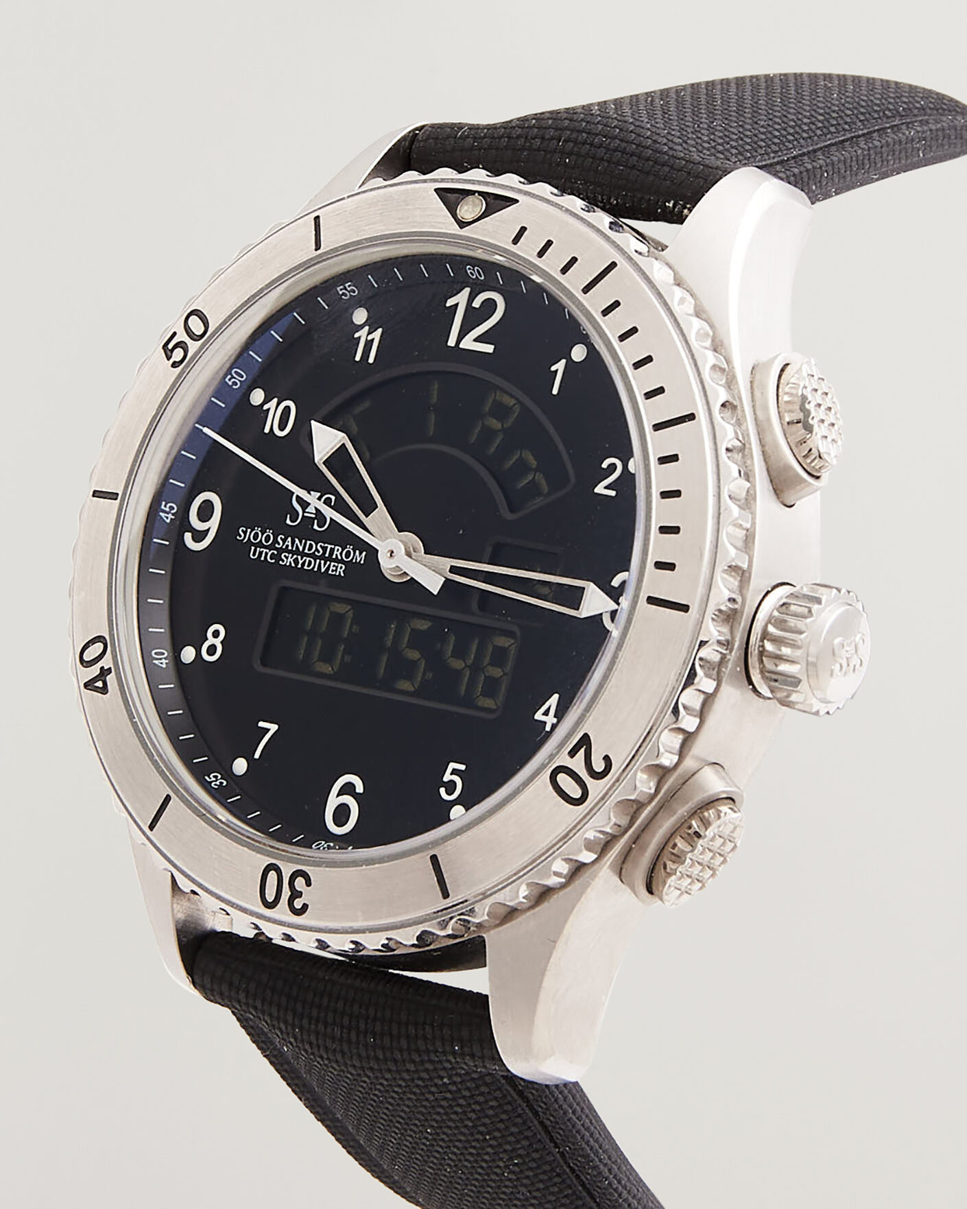 Men | Pre-Owned & Vintage Watches | Sjöö Sandström Pre-Owned | UTC Skydiver