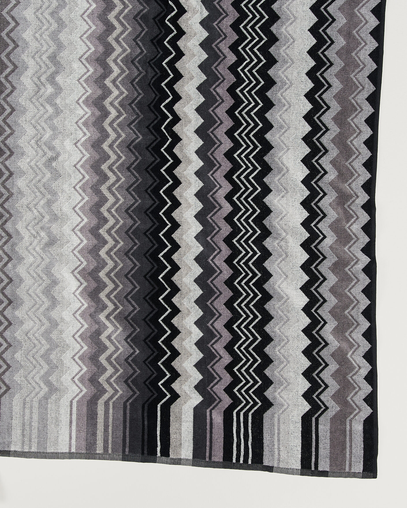 Men | Fabrics | Missoni Home | Giacomo Bath Towel 70x115cm Multi Black