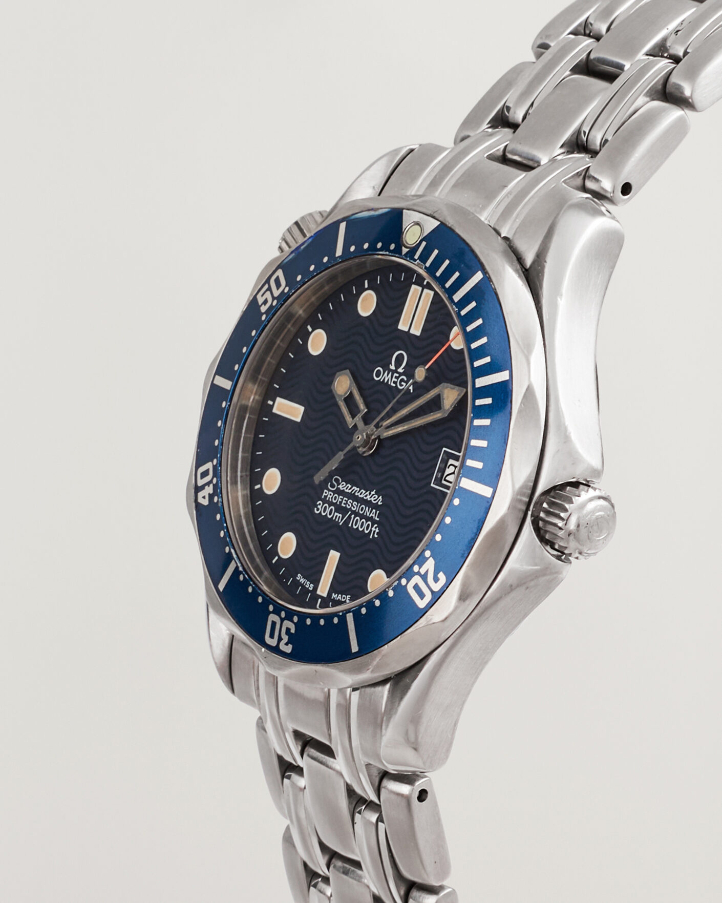 Men | Pre-Owned & Vintage Watches | Omega Pre-Owned | Seamaster 2561.80