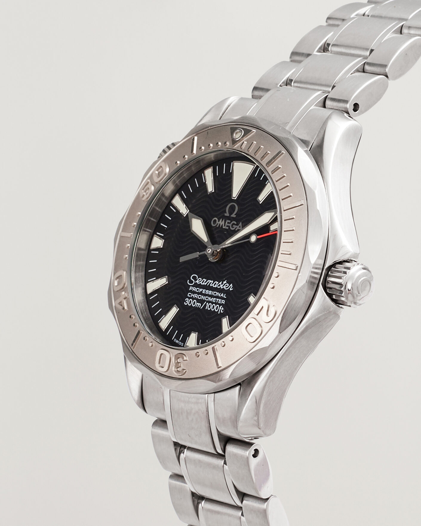 Men | Pre-Owned & Vintage Watches | Omega Pre-Owned | Seamaster 300M Midsize